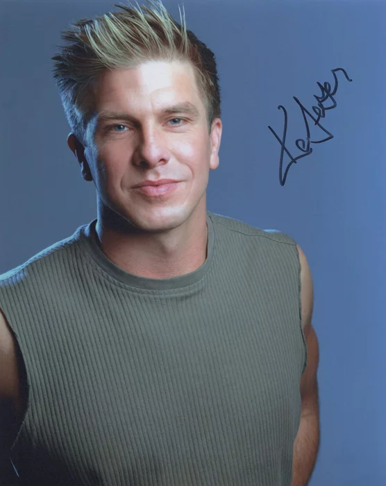 Kenneth Johnson autograph