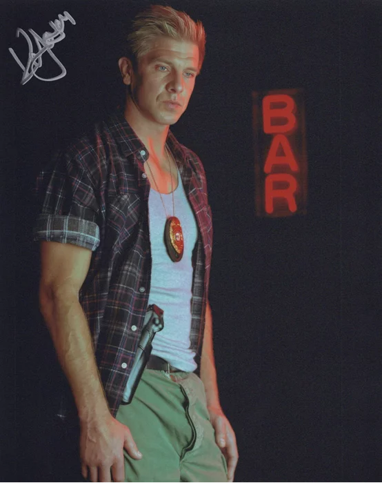 Kenneth Johnson autograph