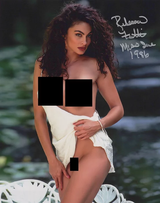 Rebecca Ferratti autograph