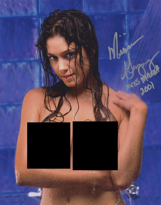 Miriam Gonzalez autograph