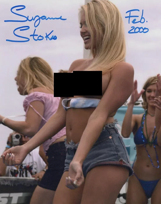 Suzanne Stokes autograph