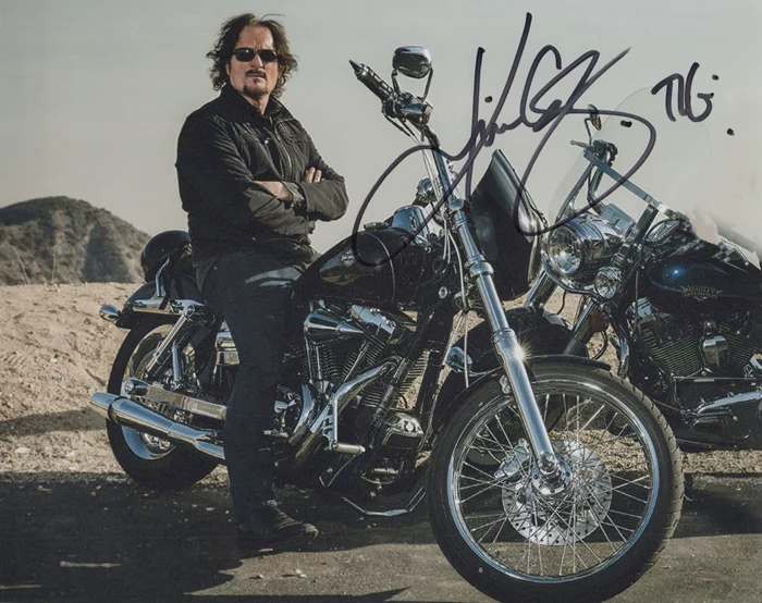 Kim Coates autograph