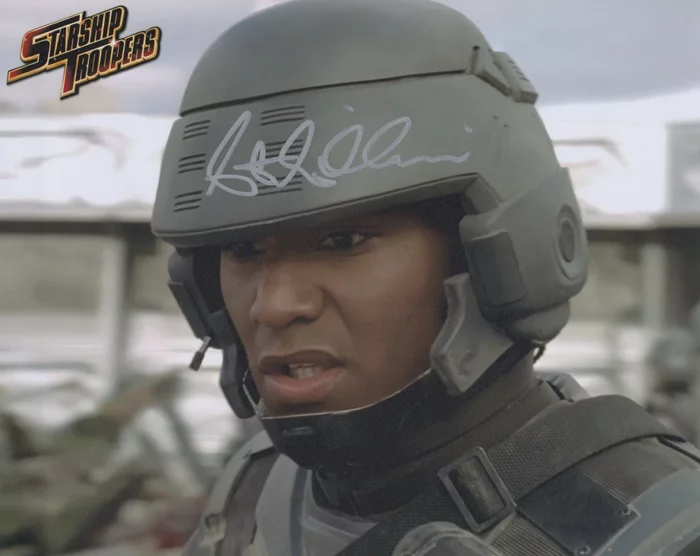 Seth Gilliam autograph