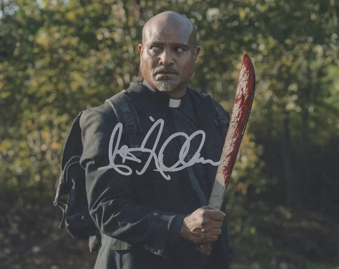 Seth Gilliam autograph