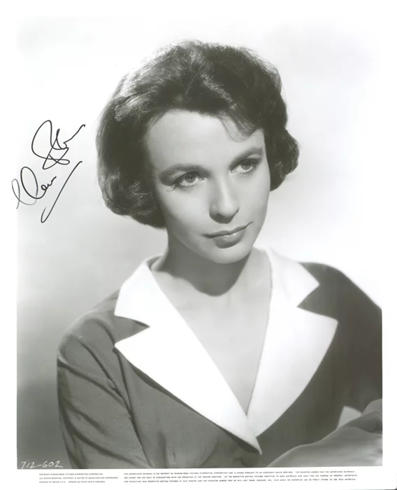Claire Bloom autograph