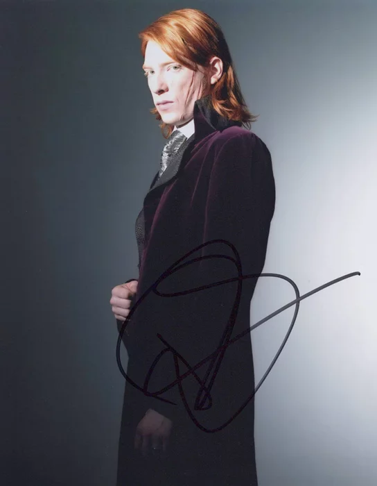 Domhnall Gleeson autograph