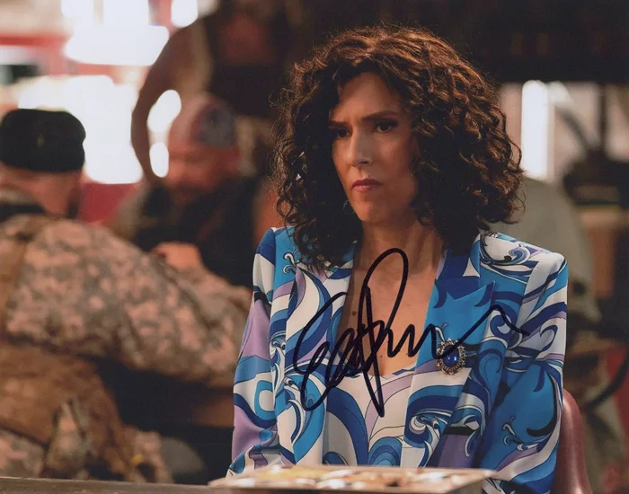 Edi Patterson autograph