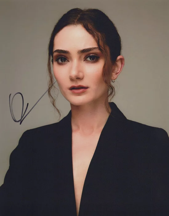 Emily Robinson autograph