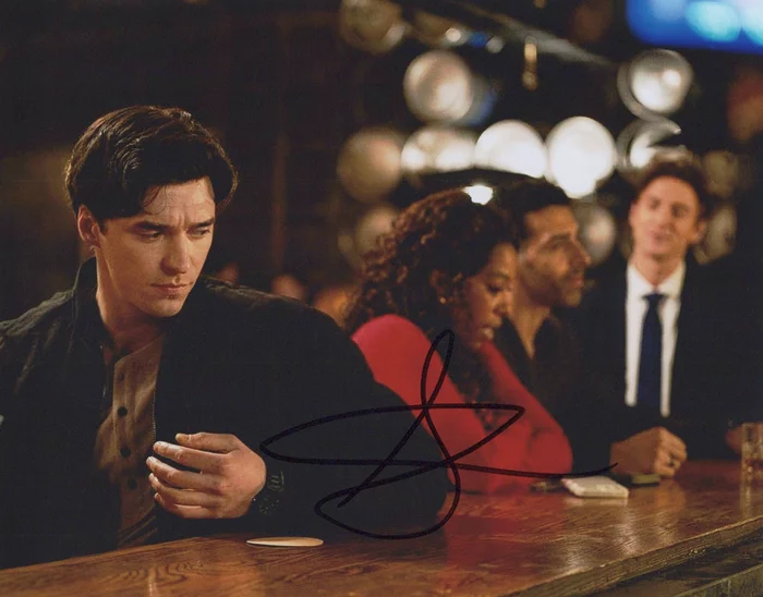 Lachlan Quarmby autograph