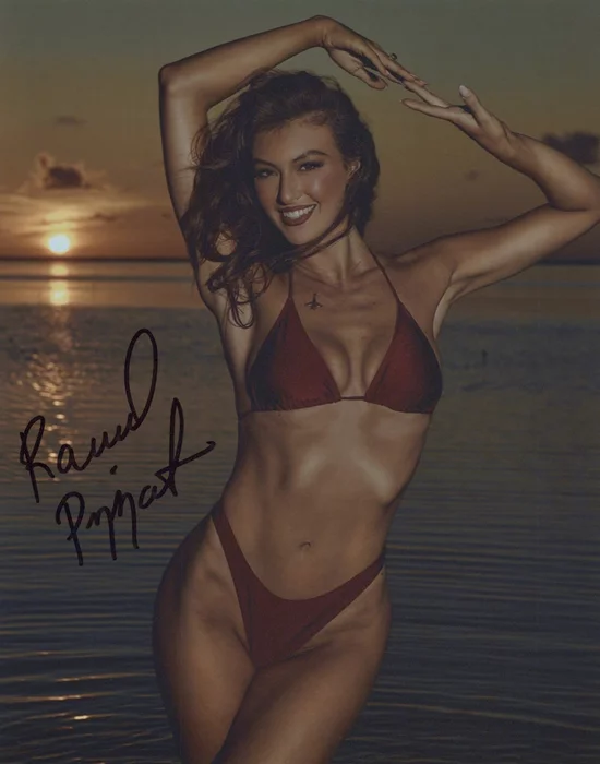 Rachel Pizzolato autograph