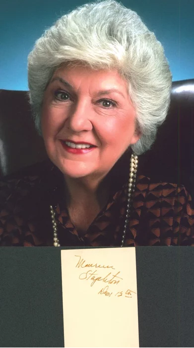Maureen Stapleton autograph