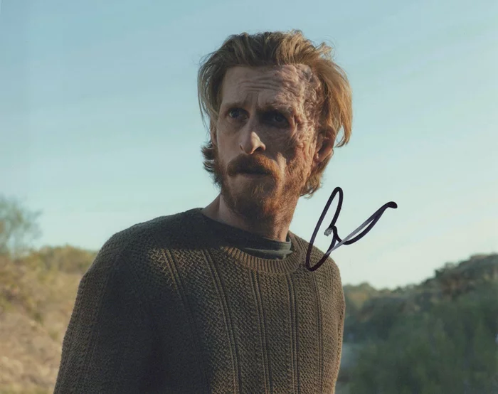 Austin Amelio autograph