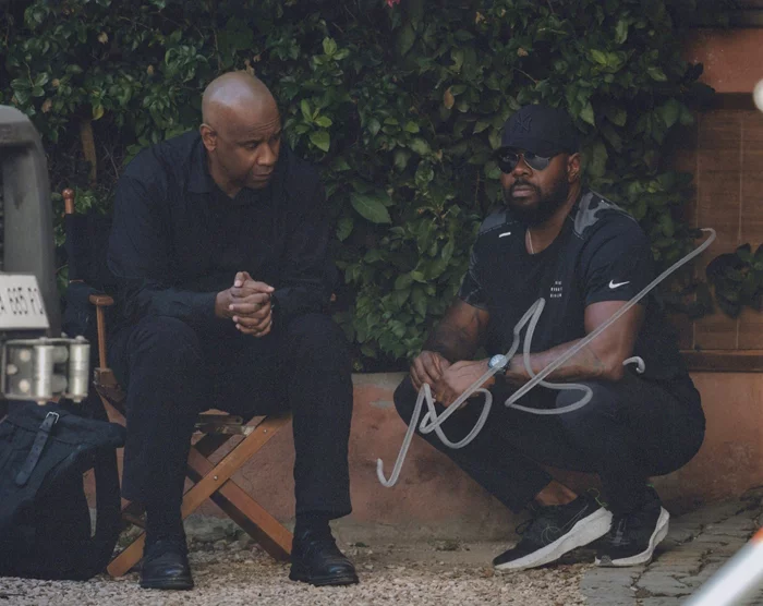 Antoine Fuqua autograph