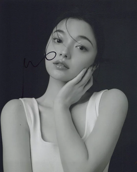 Michelle Mao autograph