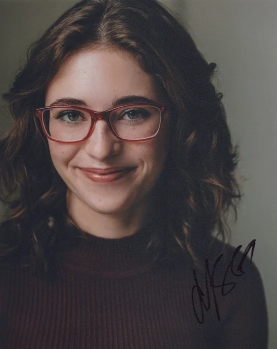 Alyssa Marvin autograph