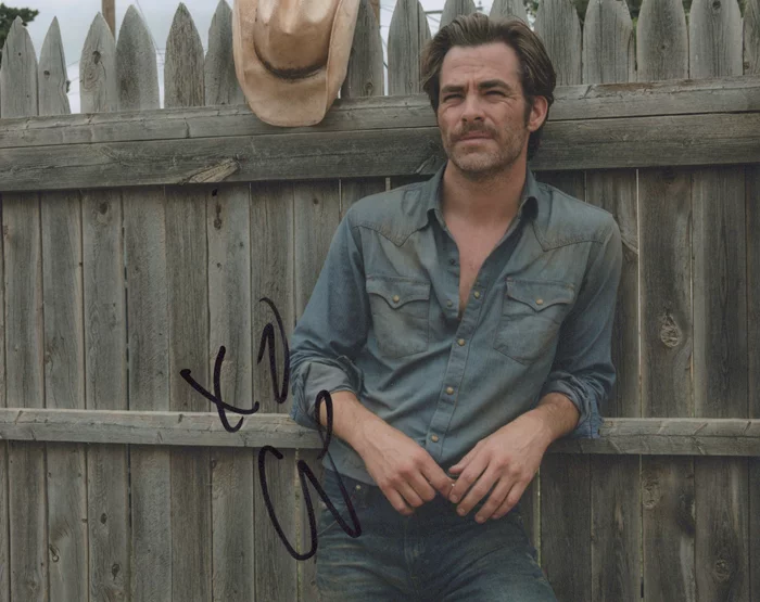 Chris Pine autograph