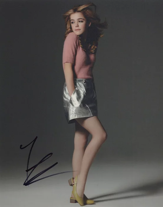 Kiernan Shipka autograph
