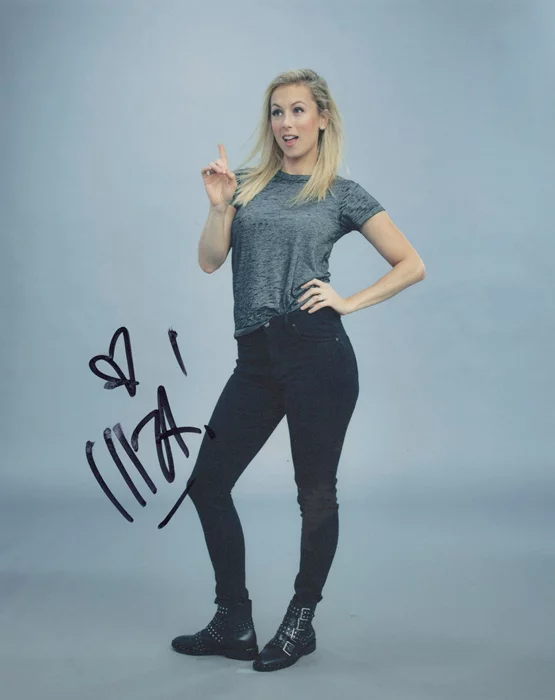 Iliza Shlesinger autograph