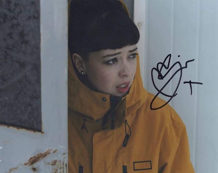 Marli Siu autograph