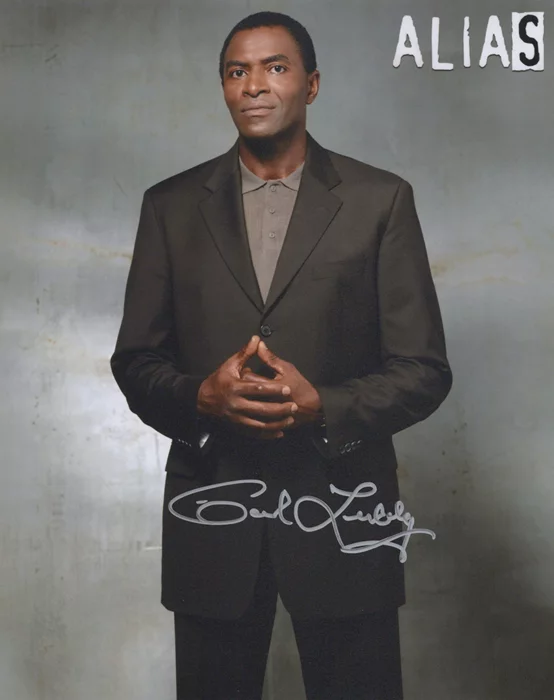 Carl Lumbly autograph