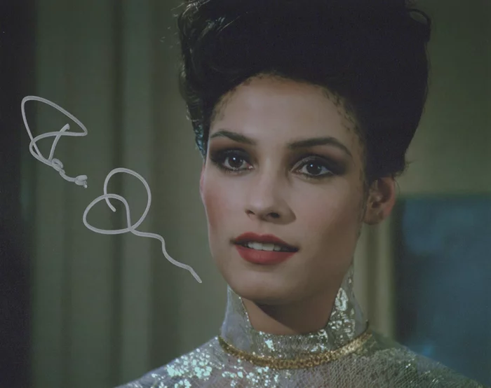 Famke Janssen autograph