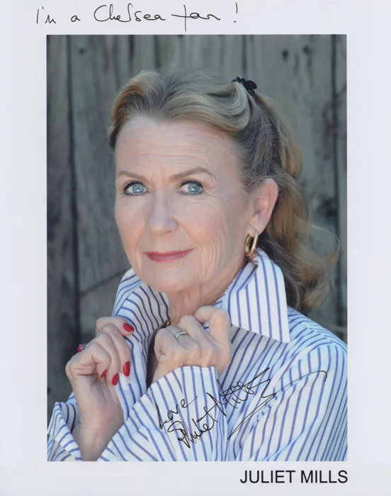Juliet Mills autograph