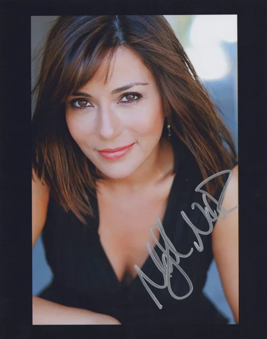 Marisol Nichols autograph