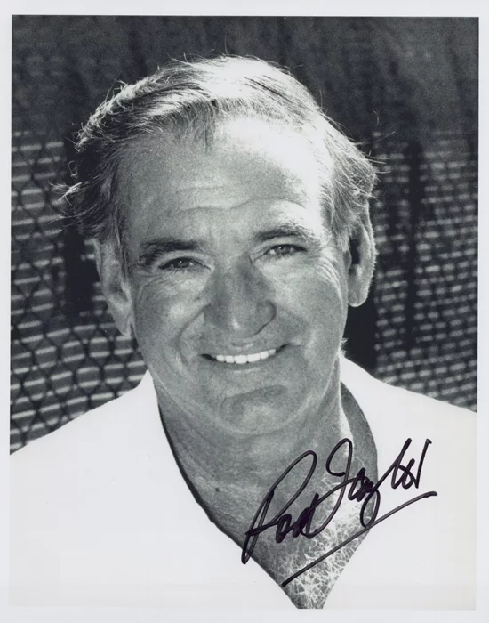 Rod Taylor autograph