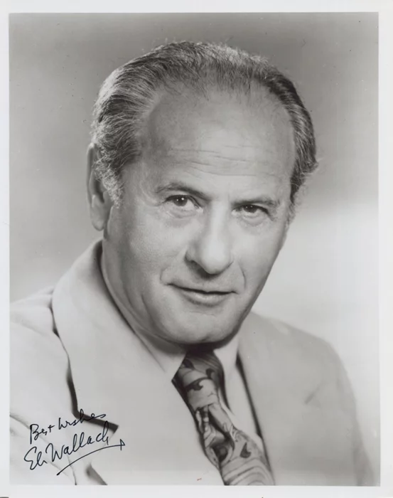 Eli Wallach autograph