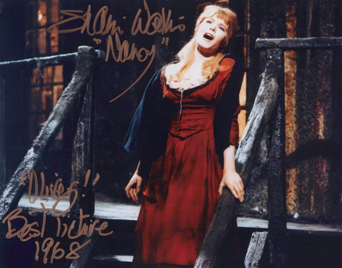 Shani Wallis autograph
