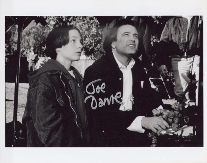 Joe Dante autograph