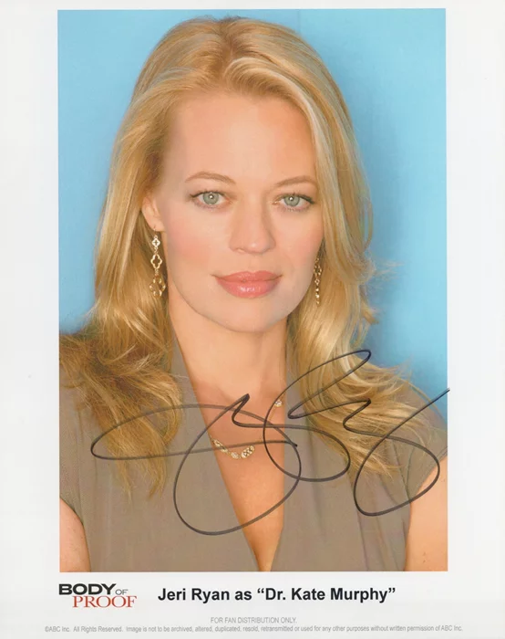 Jeri Ryan autograph