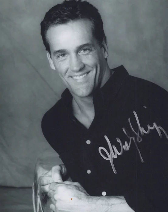 John Wesley Shipp autograph