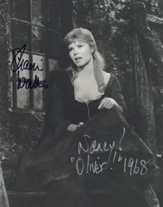 Shani Wallis autograph