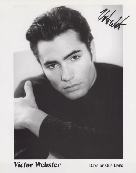 Victor Webster autograph
