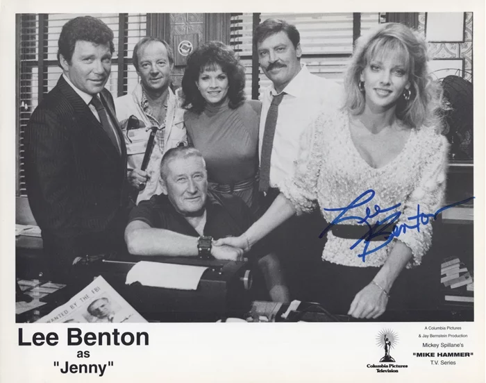 Lee Benton autograph