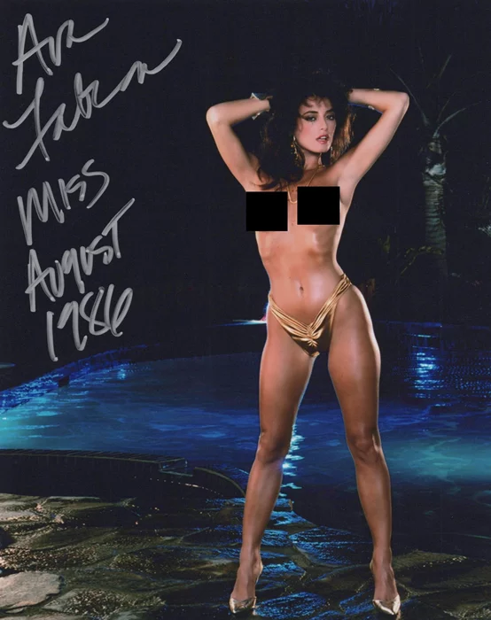 Ava Fabian autograph