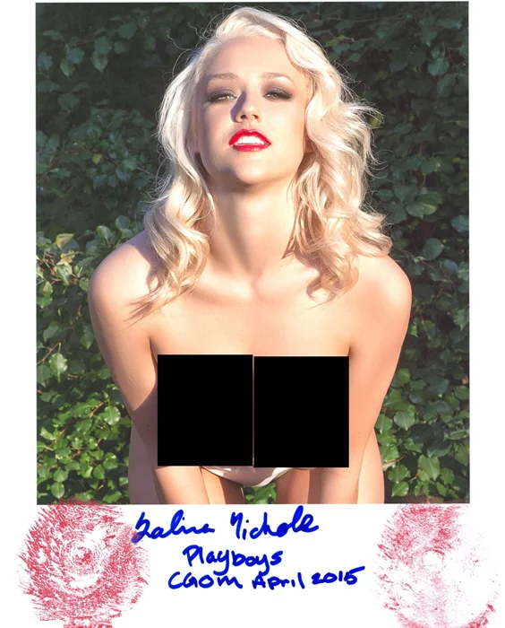 Sabrina Nichole autograph