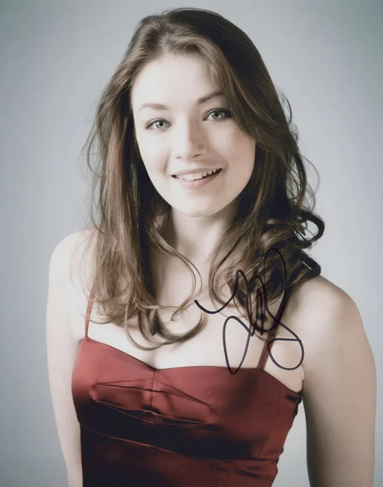 Sarah Bolger autograph