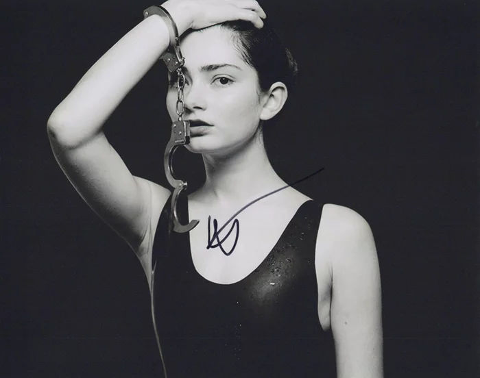 Emily Robinson autograph