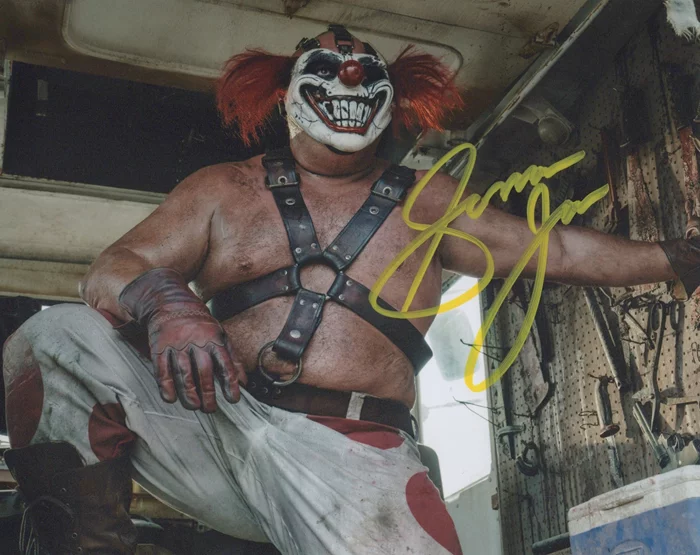 Samoa Joe autograph