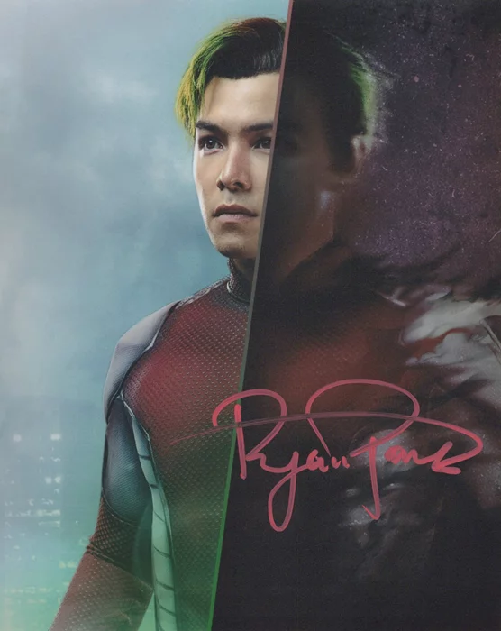 Ryan Potter autograph