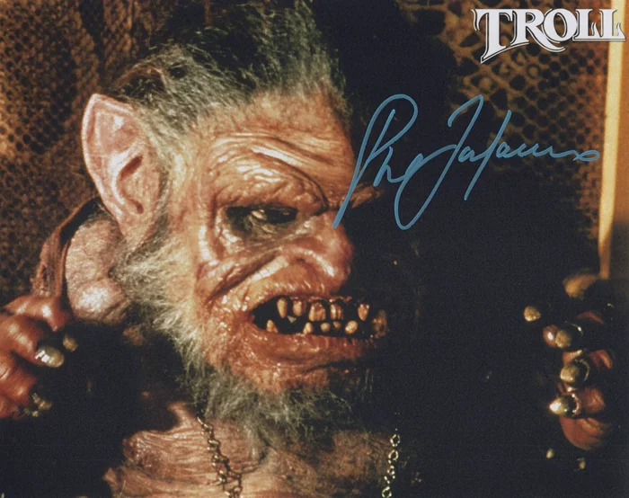 Phil Fondacaro autograph