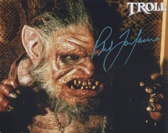 Phil Fondacaro autograph