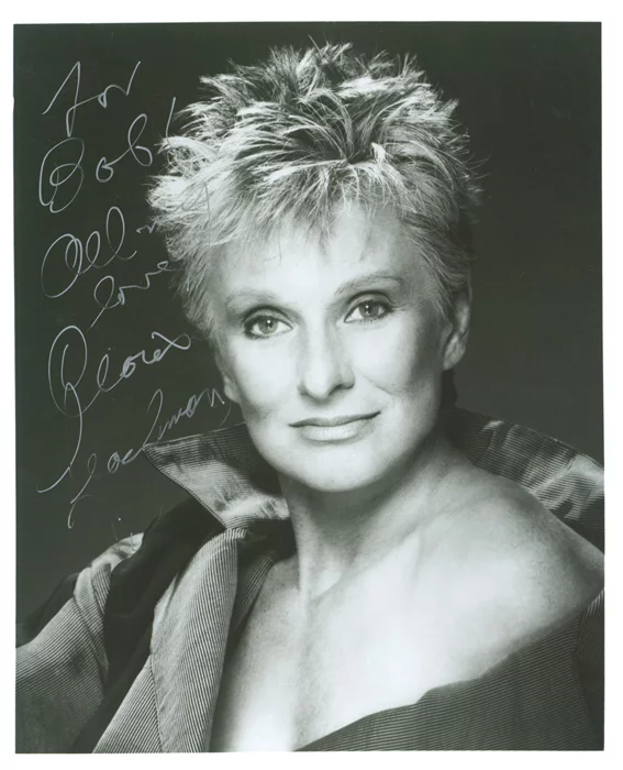 Cloris Leachman autograph