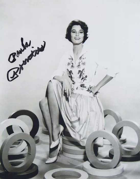 Paula Prentiss autograph