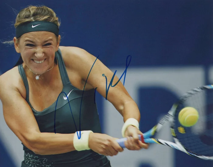 Victoria Azarenka autograph