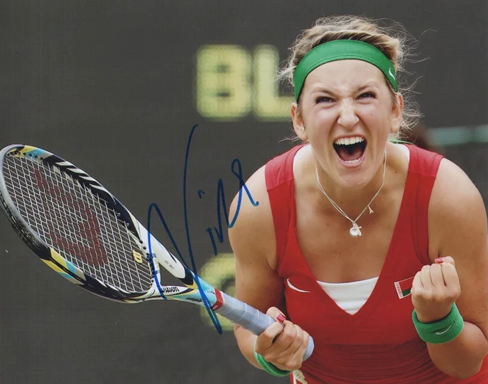 Victoria Azarenka autograph