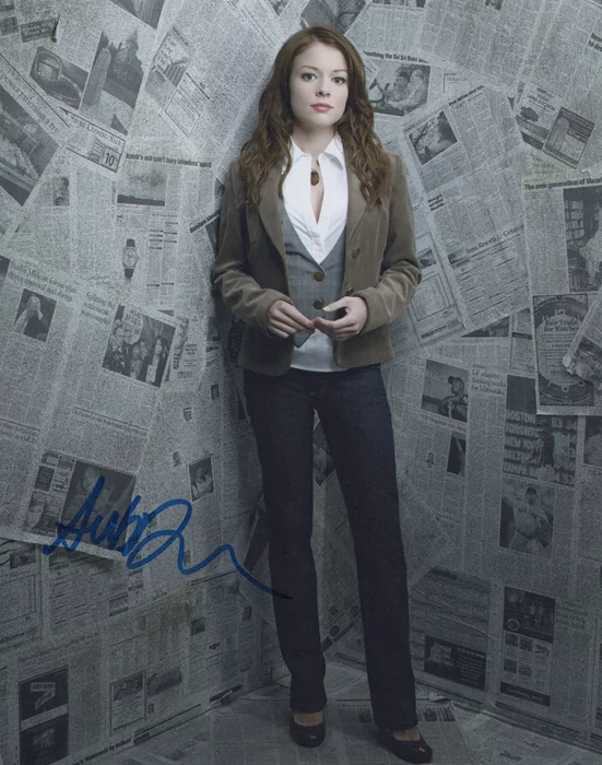 Aubrey Dollar autograph