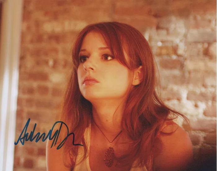 Aubrey Dollar autograph